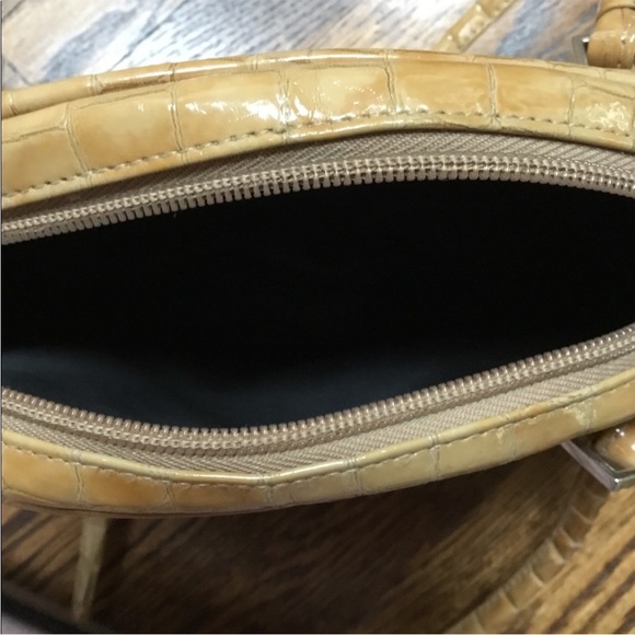 tan faux croc jeanne lottie bag - Picture 2 of 3